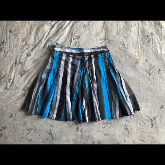 EUC DKNY 💯 Silk Blue Silver Black Striped Skirt - Picture 2 of 5